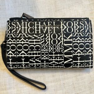 Michael Kors Double Zip Wristlet